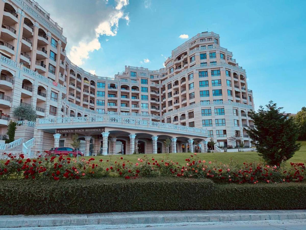 וארנה Elegantz Apartments 2 מראה חיצוני תמונה