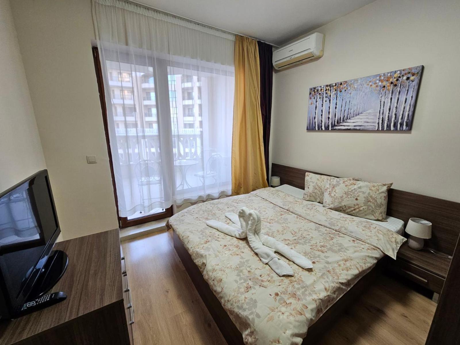 וארנה Elegantz Apartments 2 מראה חיצוני תמונה